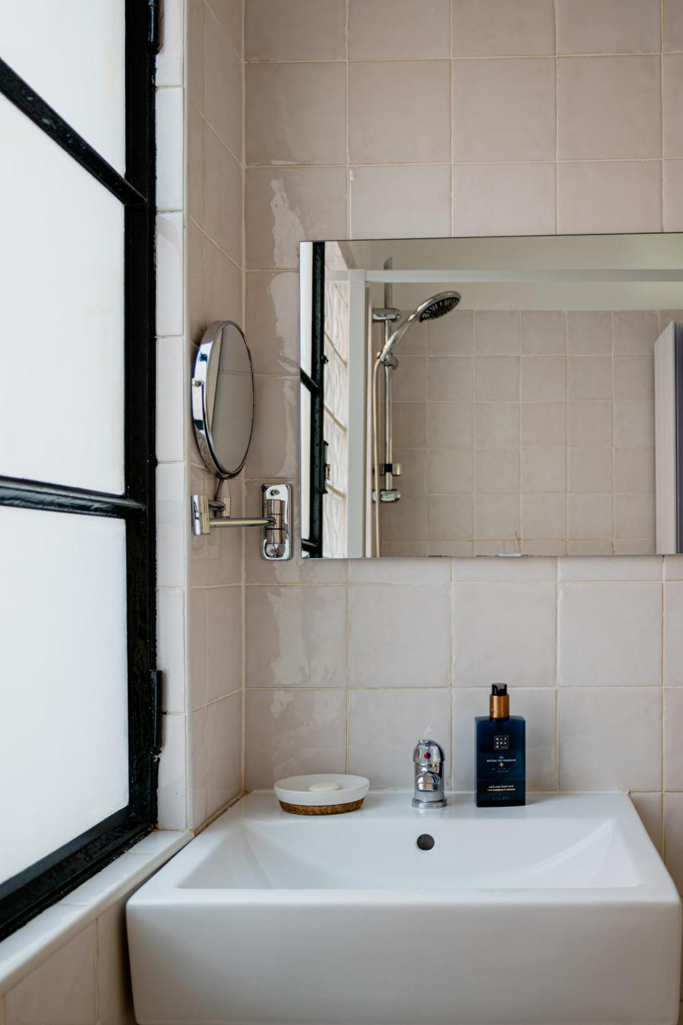 Angels Homes-N27, 3ºfloor - Bairro Tipico, Centro Lisboa Екстер'єр фото